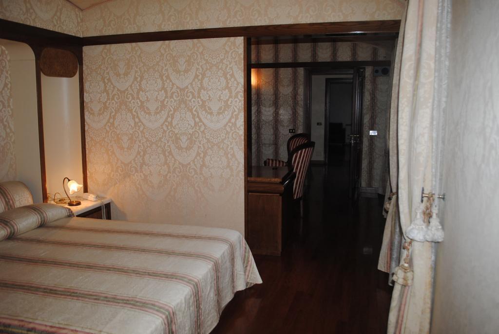 Hotel Locanda San Giacomo Agliano Terme Cameră foto